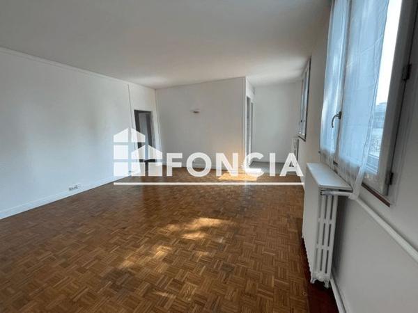 Location Appartement 2 pièces 58.68 m² - 15 QUAI LOUIS BLERIOT Paris 75016