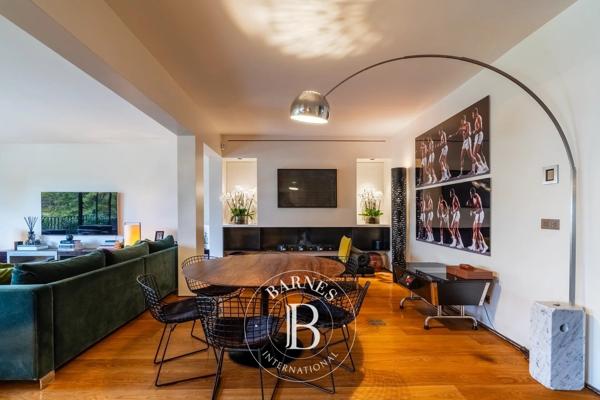 Paris 16ème, Appartement 2 Chambres -  158 m² à vendre