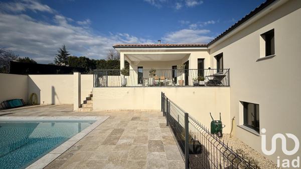 Maison traditionnelle 6 pièces de 142 m² à Lachapelle-sous-Aubenas (07200)