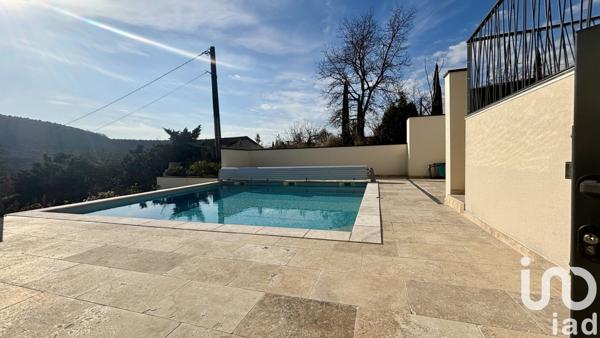 Maison traditionnelle 6 pièces de 142 m² à Lachapelle-sous-Aubenas (07200)