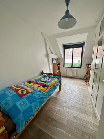 Dpt Essonne (91), à vendre GIF SUR YVETTE - Maison d'architecte de 190 m² sur terrain de 540 m²