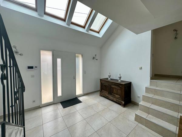 Dpt Essonne (91), à vendre GIF SUR YVETTE - Maison d'architecte de 190 m² sur terrain de 540 m²