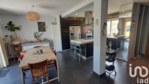Maison 7 pièces de 140 m² à Gometz-la-Ville (91400)