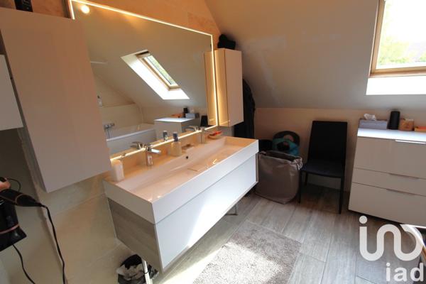 Maison 7 pièces de 140 m² à Gometz-la-Ville (91400)