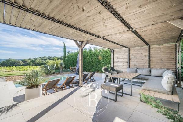 Tresques, Maison 4 Chambres -  252 m² à vendre