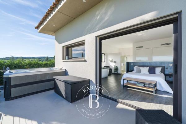 Tresques, Maison 4 Chambres -  252 m² à vendre