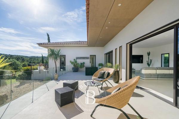 Tresques, Maison 4 Chambres -  252 m² à vendre