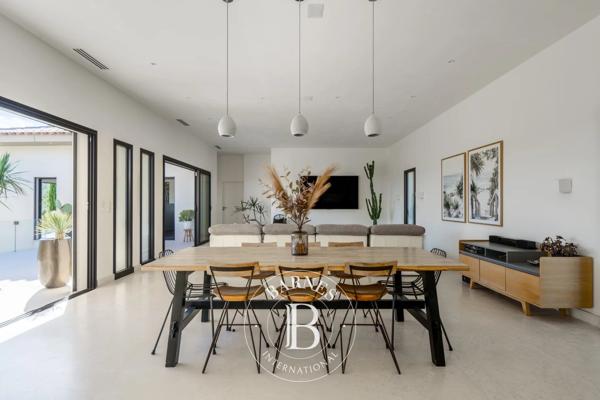 Tresques, Maison 4 Chambres -  252 m² à vendre
