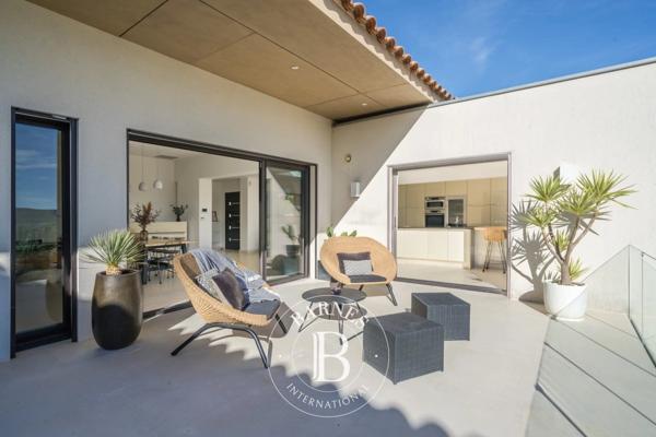 Tresques, Maison 4 Chambres -  252 m² à vendre