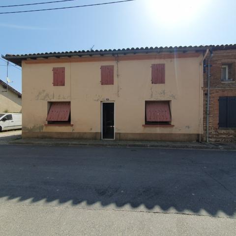 Grenade (31330) Maison de village avec dépendance et cour intérieure