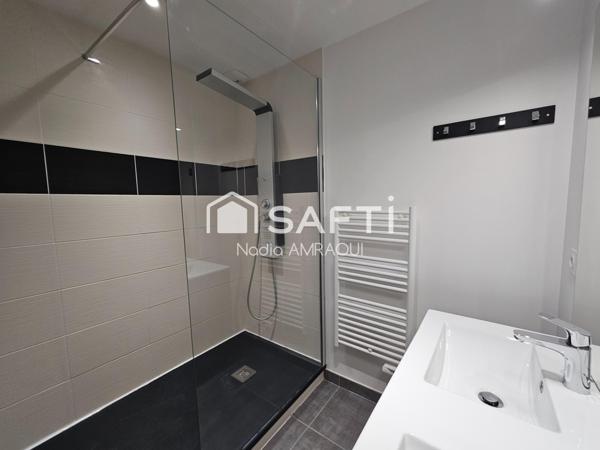 VANNES : T5 rénové, à fort potentiel locatif de 93 m²