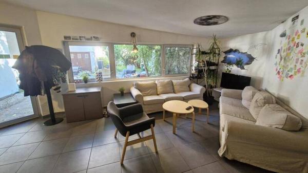 Appartement 1 pièce                                        - 69200 Vénissieux Réf : 5211