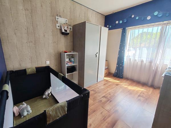 maison d'architecte de 140 m² avec 4 chambres et terrain de 1950 m²