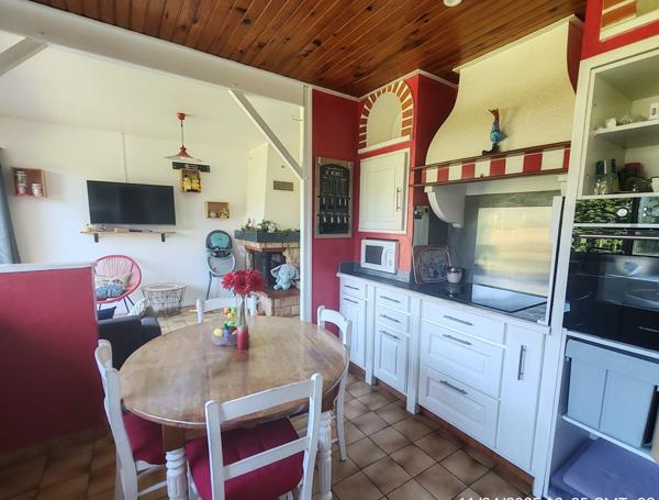 maison d'architecte de 140 m² avec 4 chambres et terrain de 1950 m²