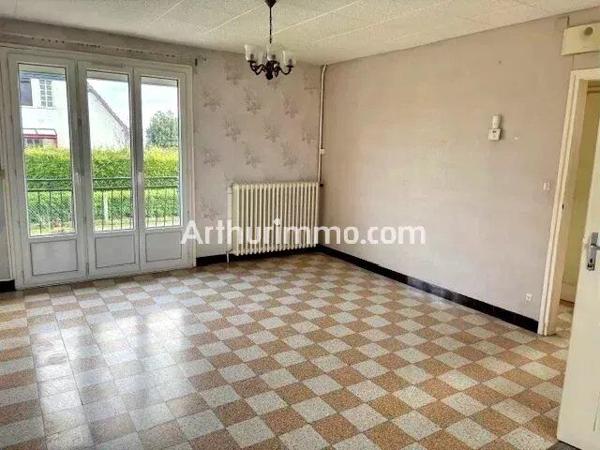 Vente                                                      Maison
                        
                     5 pièces                      92 m2                     à Manéglise