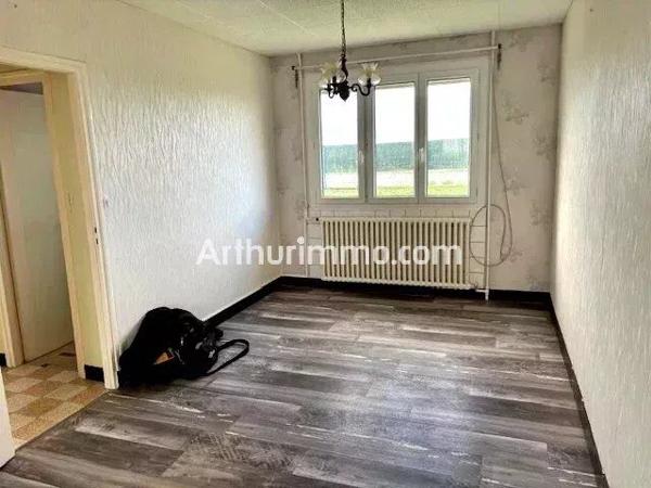 Vente                                                      Maison
                        
                     5 pièces                      92 m2                     à Manéglise