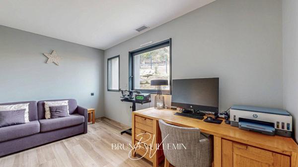 VILLA D'ARCHITECTE Classée Double A / SECTEUR RESIDENTIEL