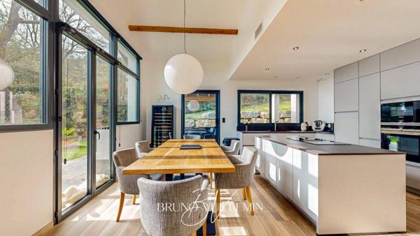 VILLA D'ARCHITECTE Classée Double A / SECTEUR RESIDENTIEL