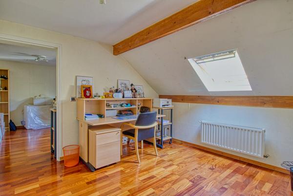 Magnifique pavillon à deux pas du groupe scolaire Saint-Laurent