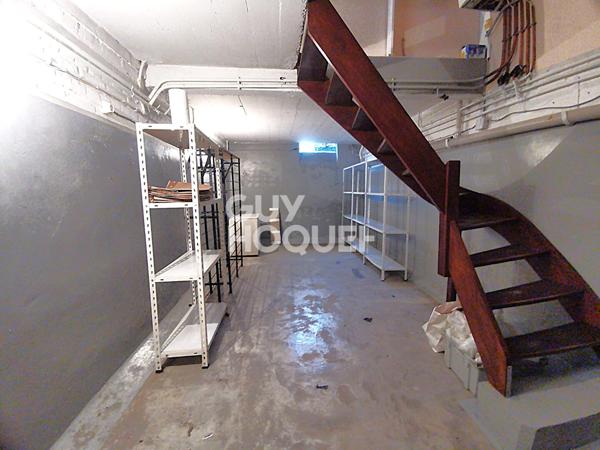 Maison avec jardin et garage