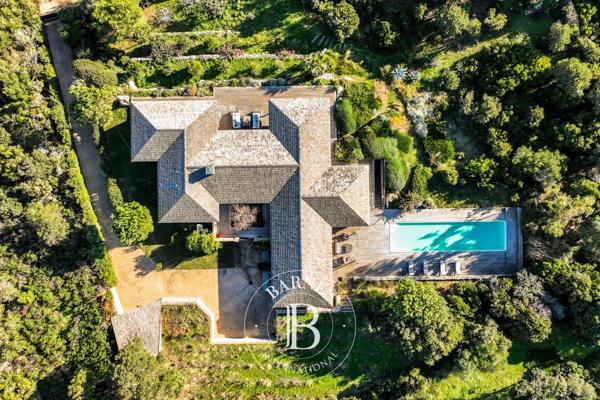Pianottoli-Caldarello, Villa 6 Chambres -  290 m² à vendre