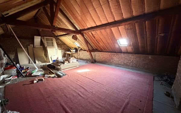 Maison à vendre    4 pièces •  Laon