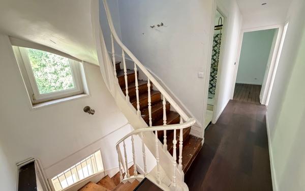 Maison à vendre    4 pièces •  Laon