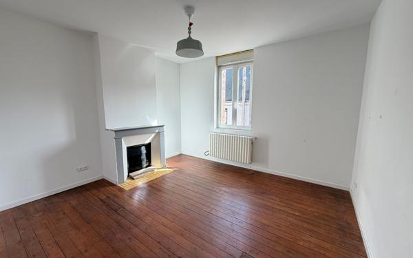 Maison à vendre    4 pièces •  Laon