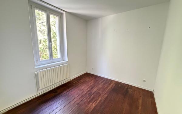 Maison à vendre    4 pièces •  Laon