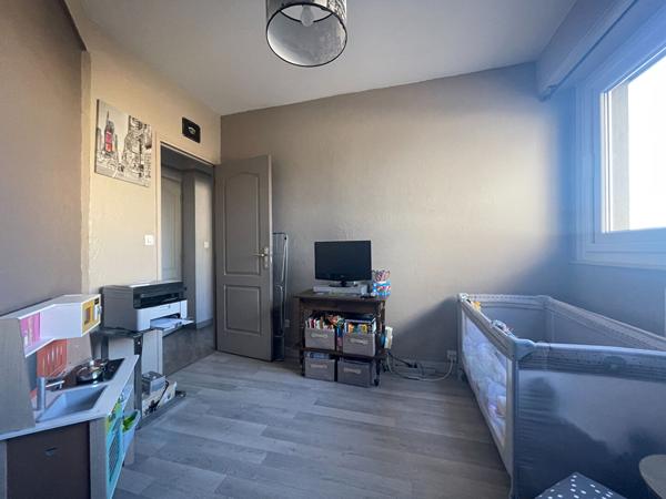 Appartement 3 pièces 59.8 m2