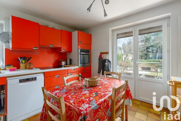 Maison à vendre 6 pièces 155 m² Charbonnières-les-Bains