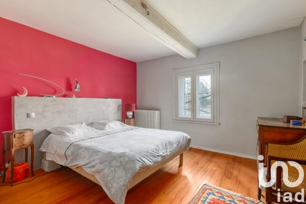 Maison à vendre 6 pièces 155 m² Charbonnières-les-Bains