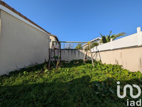 Maison 4 pièces de 94 m² à Bassens (33530)