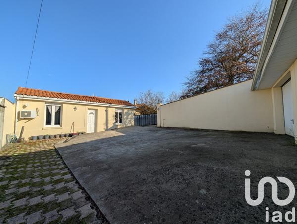 Maison 4 pièces de 94 m² à Bassens (33530)