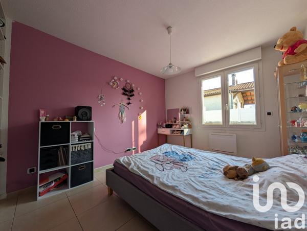 Maison 4 pièces de 94 m² à Bassens (33530)