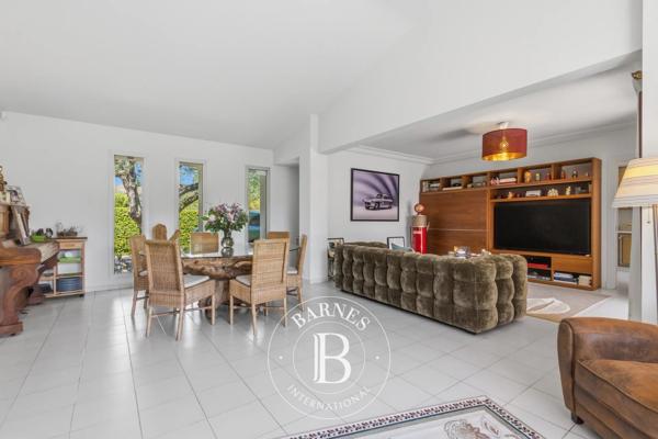 Mougins, Villa 4 Chambres -  220 m² à vendre