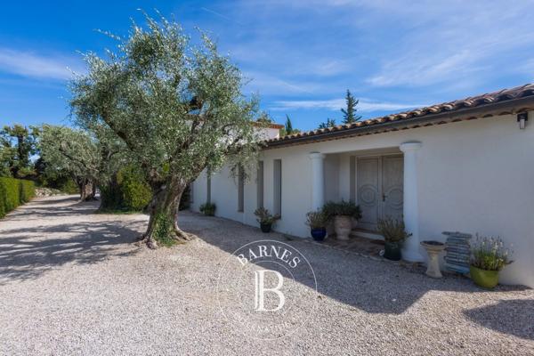 Mougins, Villa 4 Chambres -  220 m² à vendre