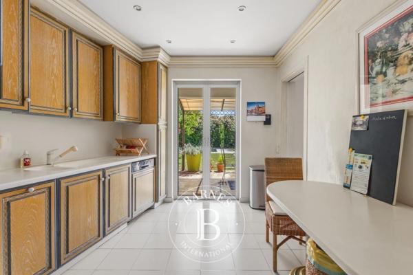 Mougins, Villa 4 Chambres -  220 m² à vendre