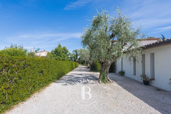 Mougins, Villa 4 Chambres -  220 m² à vendre