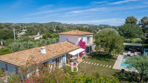 Mougins, Villa 4 Chambres -  220 m² à vendre