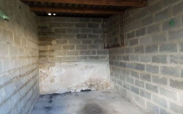 Stationnement à louer    19 m2 Mamers