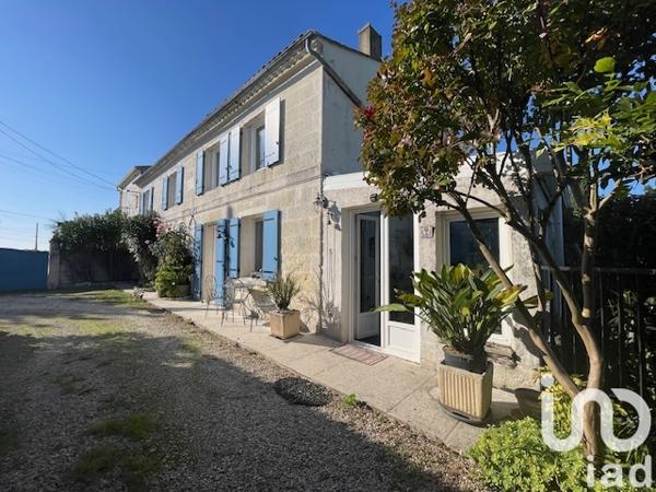 Maison à vendre 7 pièces 202 m² Saintes