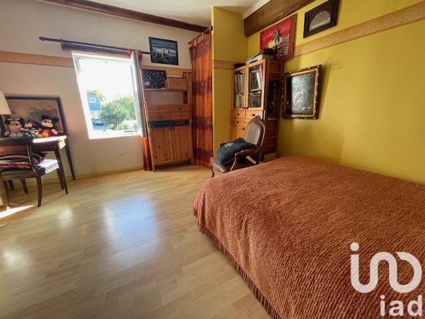 Maison à vendre 7 pièces 202 m² Saintes