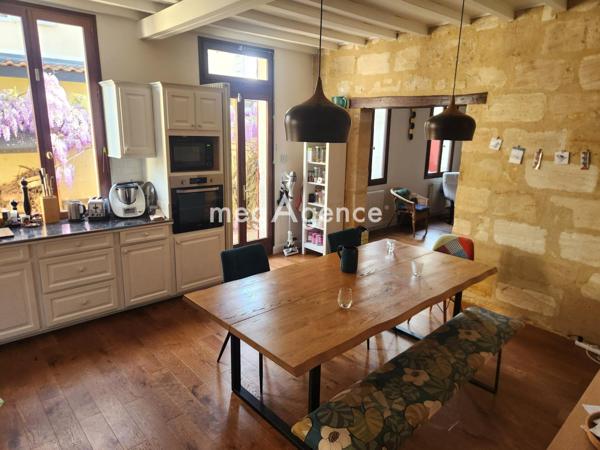 Maison à BEGLES, 33130 - 8 pièces 230m²