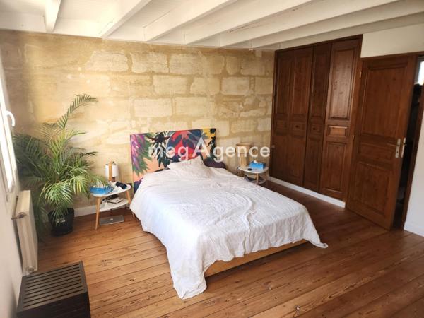 Maison à BEGLES, 33130 - 8 pièces 230m²