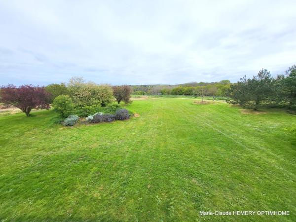 Région de Dinard : Propriété équestre ou agricole de 18.5 hectares entre terre et mer