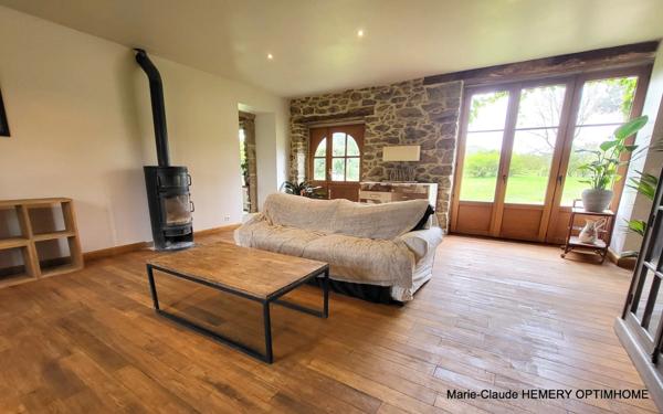 Région de Dinard : Propriété équestre ou agricole de 18.5 hectares entre terre et mer