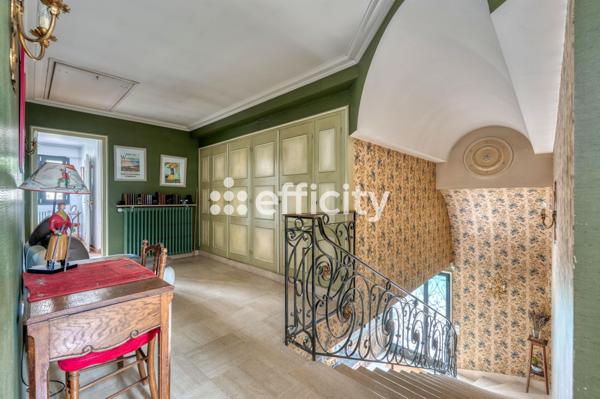 Maison 7 pièces - 212 m² Bien prestige