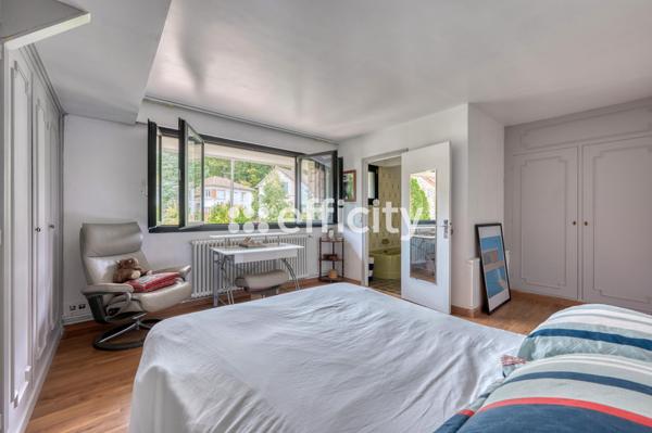 Maison 7 pièces - 212 m² Bien prestige