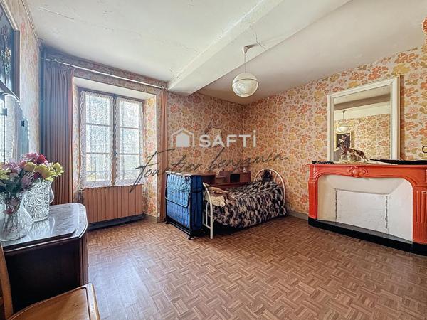 Maison spacieuse avec caves et dépendances !